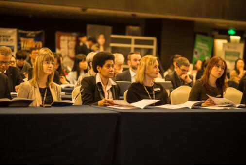 Lockin China发布《2017海外人才就业分析报告》